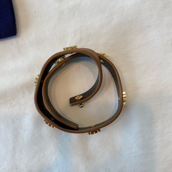 Tory Burch Double Wrap Logo Bracelet Leather Tan Gold - Picture 11 of 12